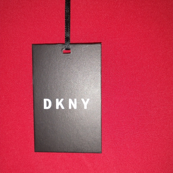 Dress - Picture 4 of 6